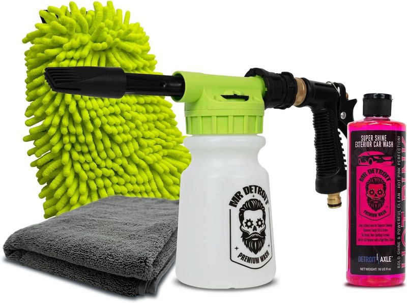 4pc Car Wash Kit w/Blaster, 16oz Car Soap, Wash Mitt, XL Drying Towel