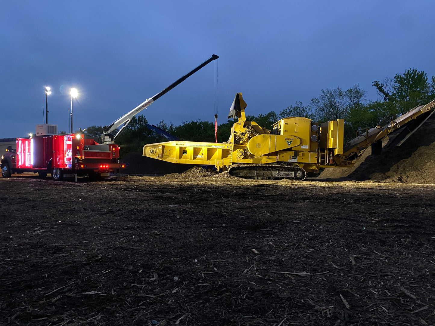 Truck Bed Mounted LED Light Towers
