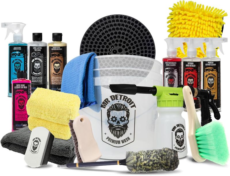 18pc Car Wash Kit w/Foam Blaster, Bucket, Car Cleaners, Towels & More