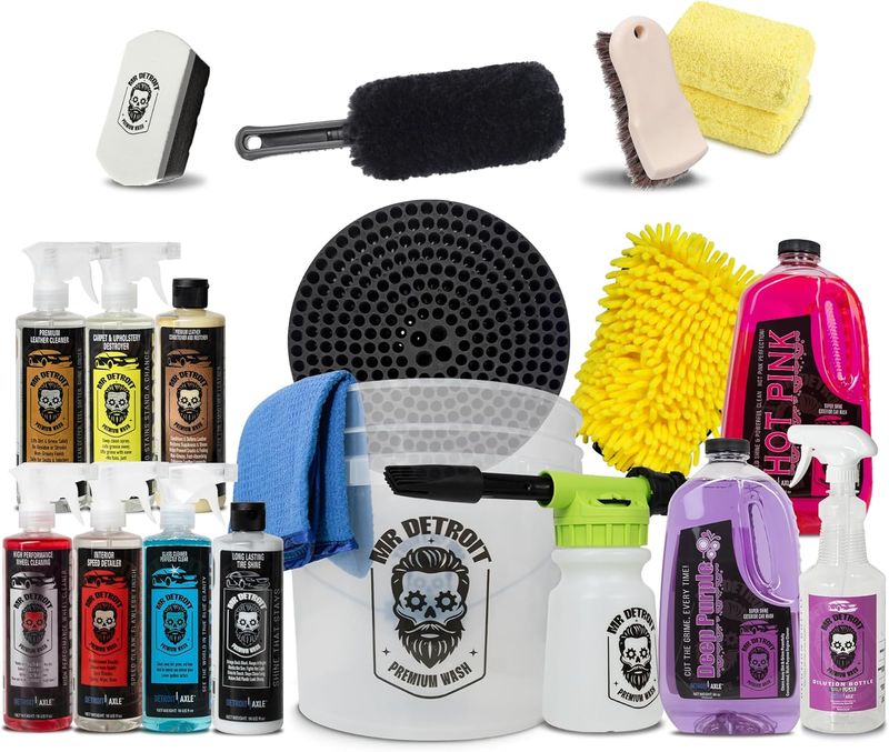 19pc Car Wash Kit w/Foam Blaster, Bucket & Filter, Car Care Cleaners & More