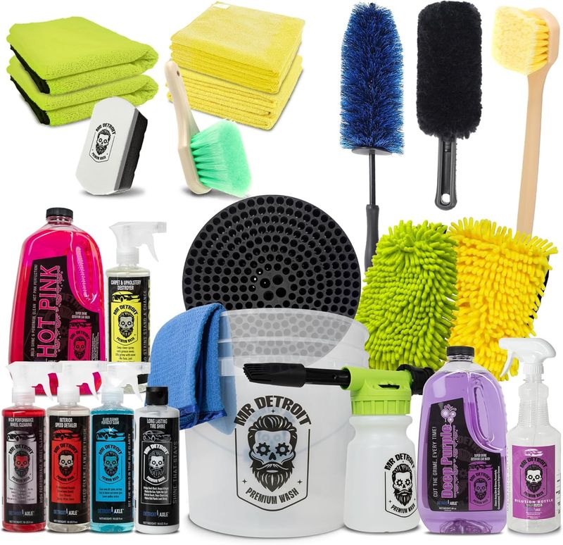 23pc Car Wash Kit w/Foam Blaster, Bucket, Towels, Wash Gloves & More