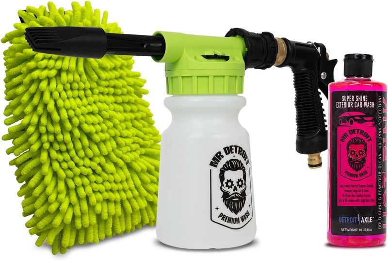 Car Wash Kit w/Blaster, 16oz Car Soap, Double Noodle Wash Mitt