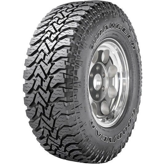 31x10.50R15 Goodyear Wrangler Authority A/T Tire