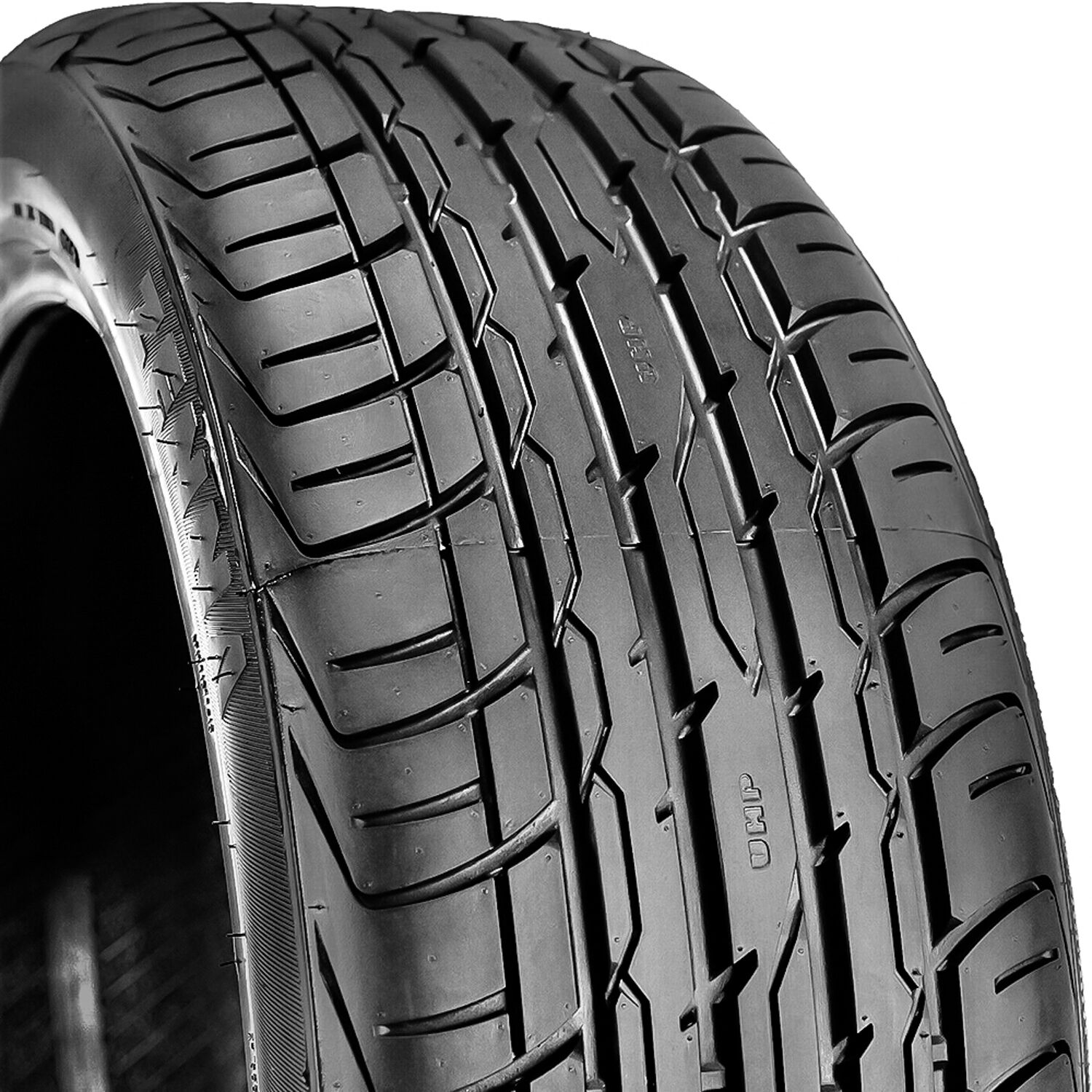 255/30R24 Zenna Argus-UHP Tire